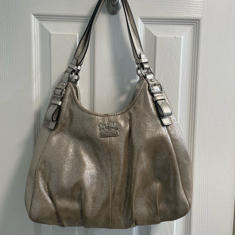 Beautiful Coach Bag used 2x blue inside!